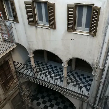 La Casa Al Duomo アパート カターニア
